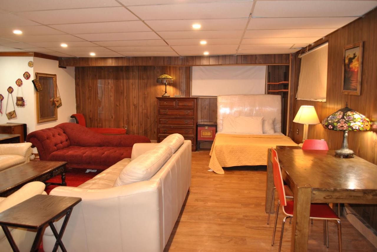 Ewr Airport Multilevel Guest House Room With 2-3 Beds Newark Exterior photo