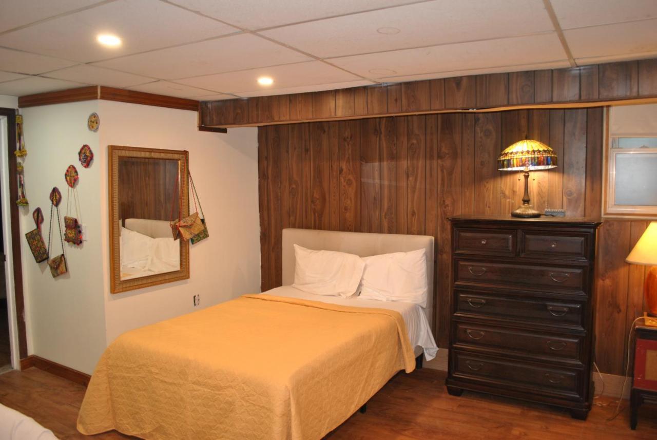 Ewr Airport Multilevel Guest House Room With 2-3 Beds Newark Exterior photo